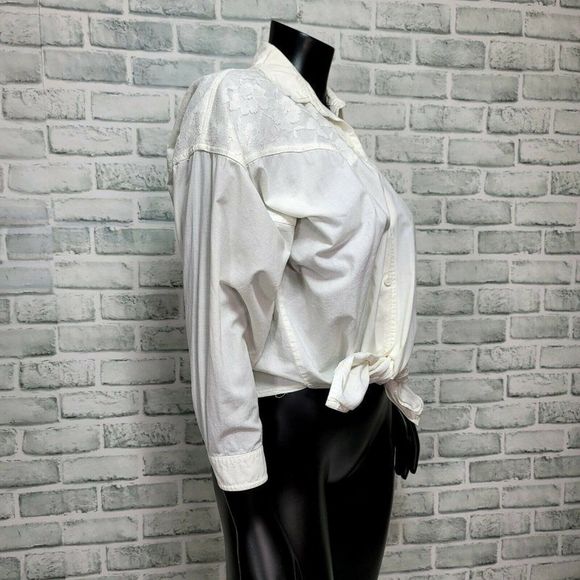 Vintage 90s Cotton Express Womens M White Button Front‎ L/S Tie Waist Lace Trim - Picture 4 of 7